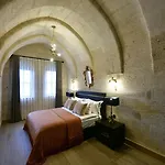 Hotel Sacred Mansion 4*