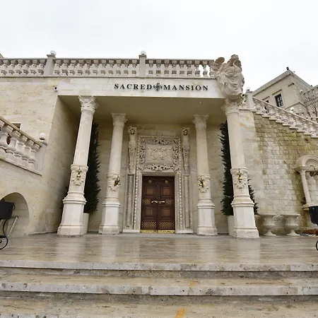 Hotel Sacred Mansion 4*